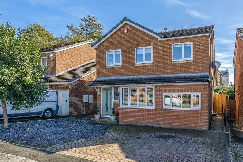 Foxglove Road, Birstall, WF17, photo 5