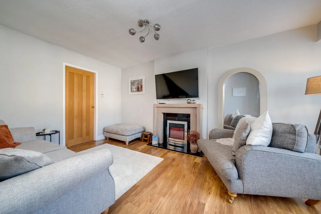 Foxglove Road, Birstall, WF17, photo 8
