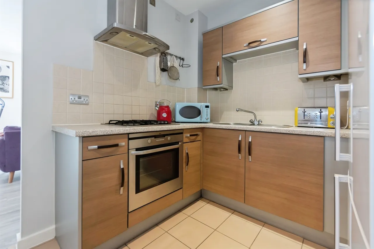Main Street, Shirley, B90, photo 9