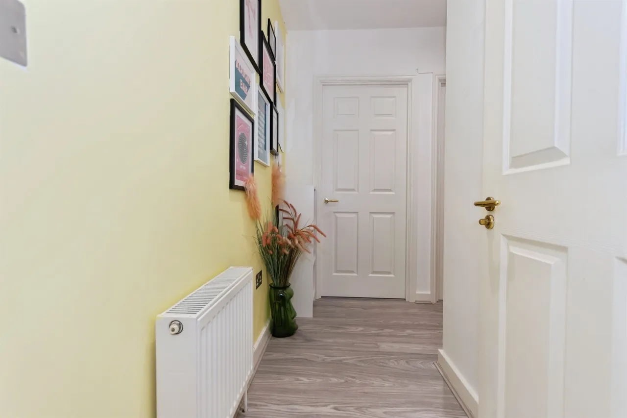 Main Street, Shirley, B90, photo 17