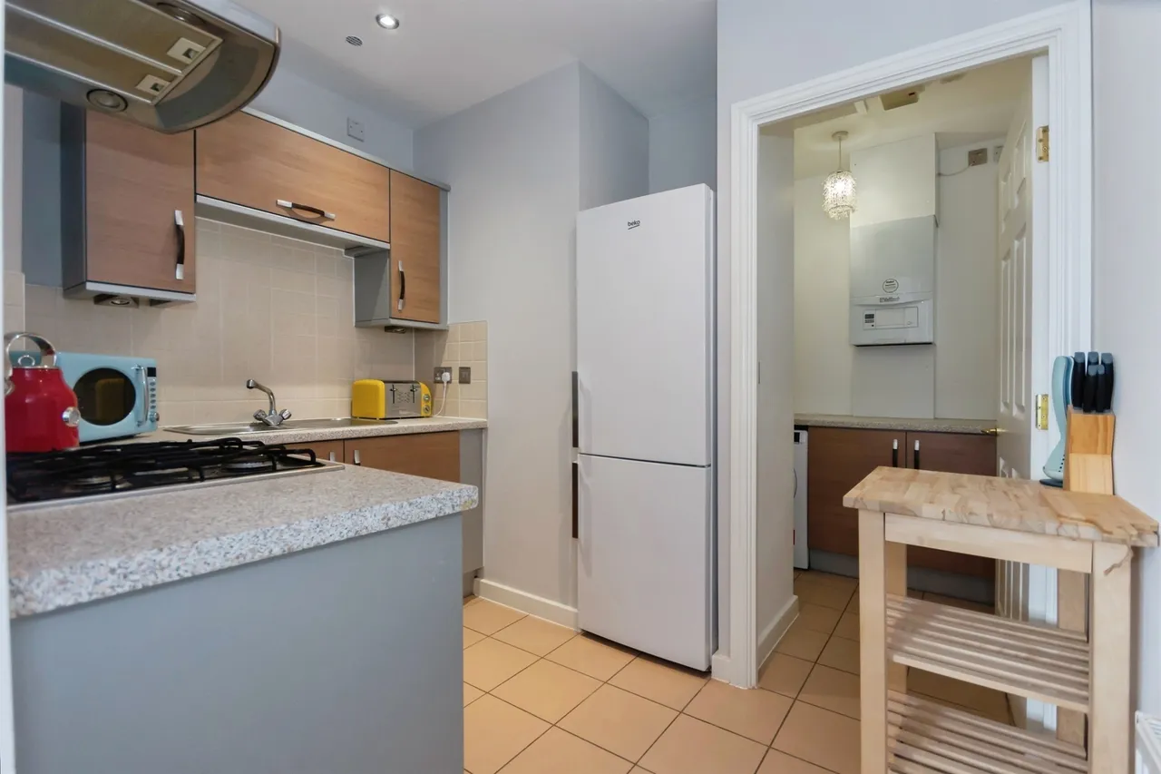Main Street, Shirley, B90, photo 8