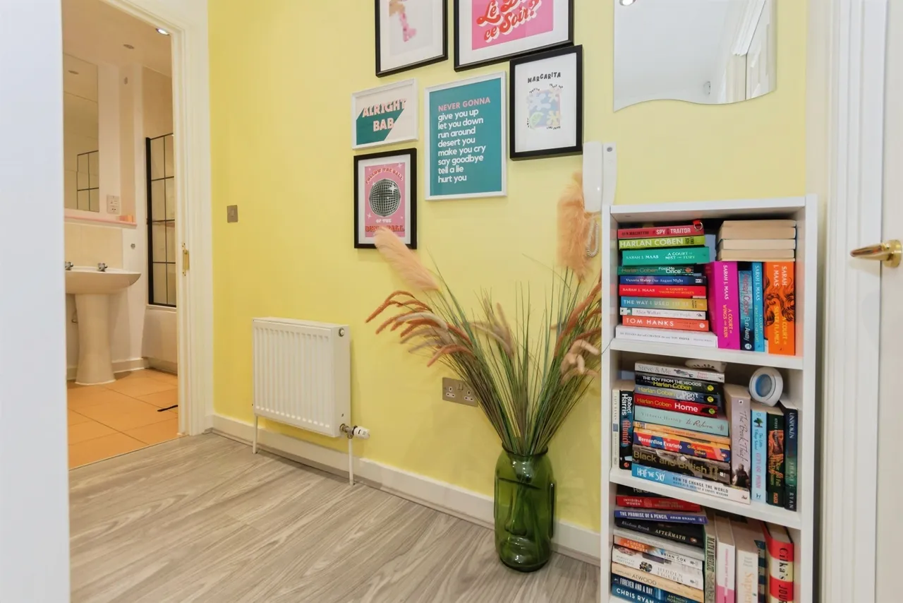 Main Street, Shirley, B90, photo 15