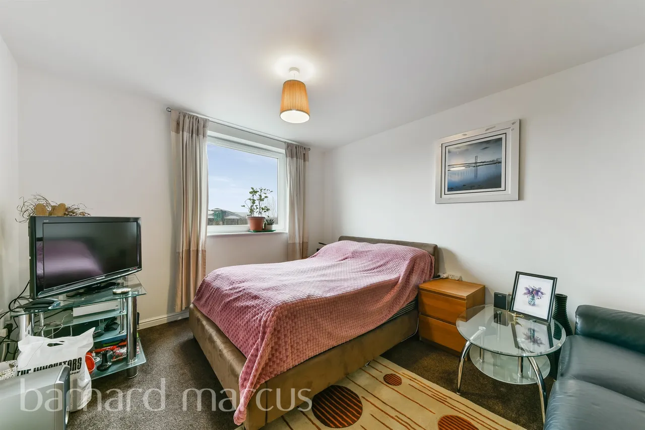 Wooldridge Close, Feltham, TW14, photo 8