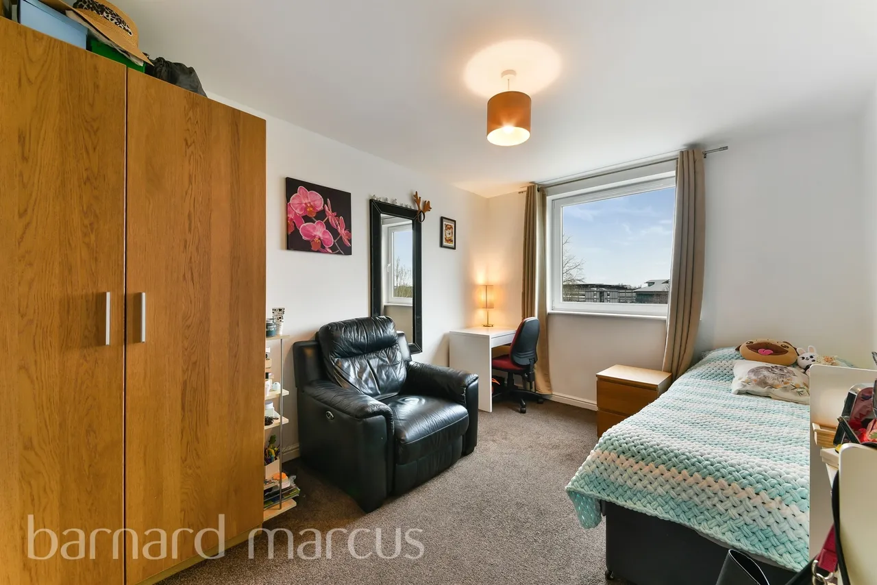 Wooldridge Close, Feltham, TW14, photo 7