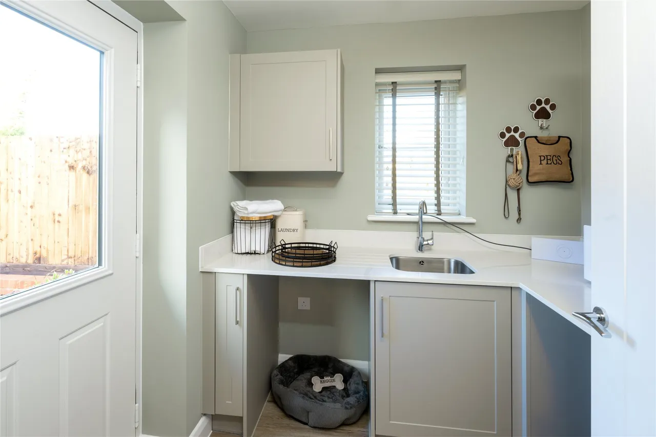 Plot 24 The Dyrham At Quarry Fold, Gloucestershire, Cromhall, GL12 8AJ, photo 6
