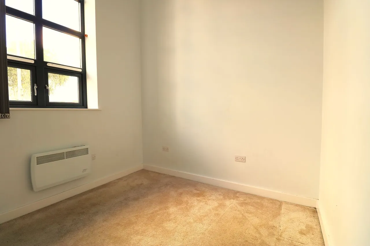 Block A, Victoria Riverside, LS10, photo 16