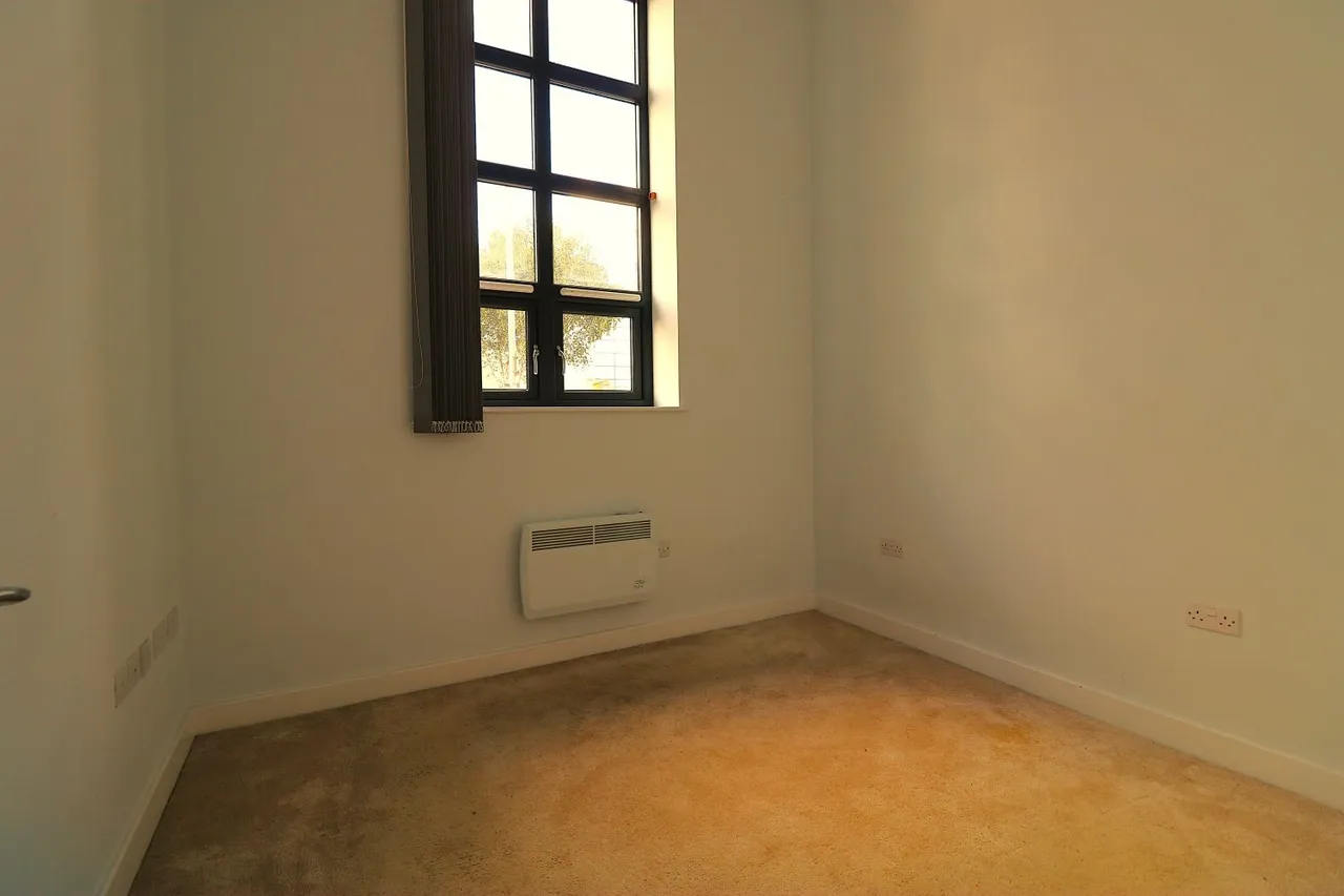 Block A, Victoria Riverside, LS10, photo 15