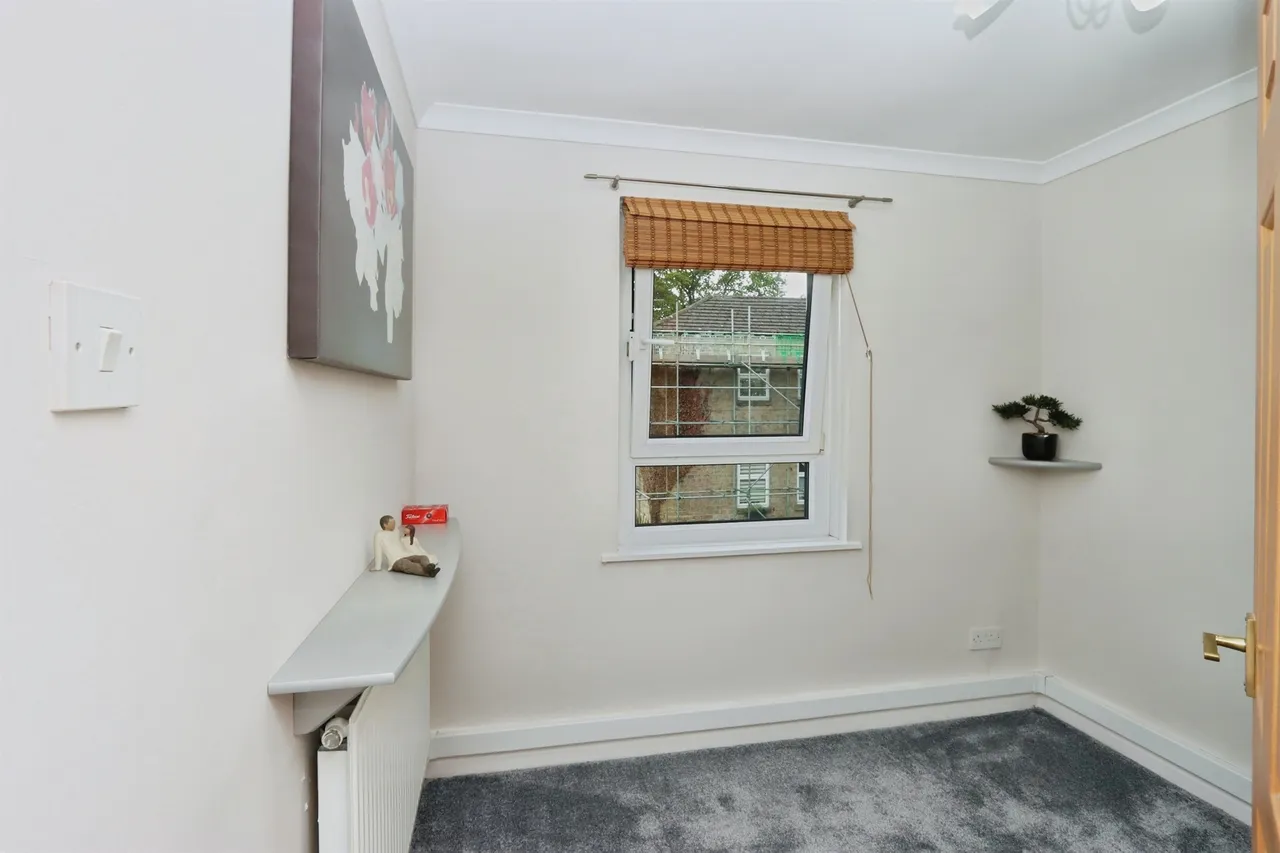 Stradbroke Walk, Sheffield, S13, photo 9