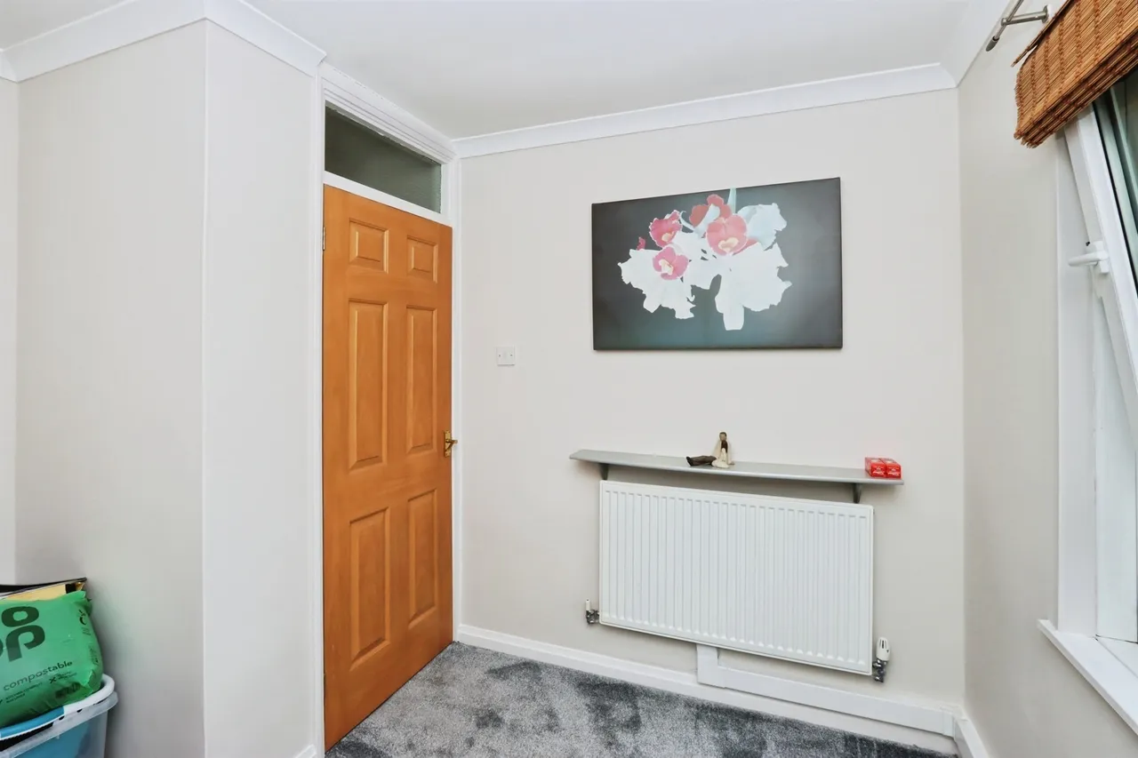 Stradbroke Walk, Sheffield, S13, photo 10