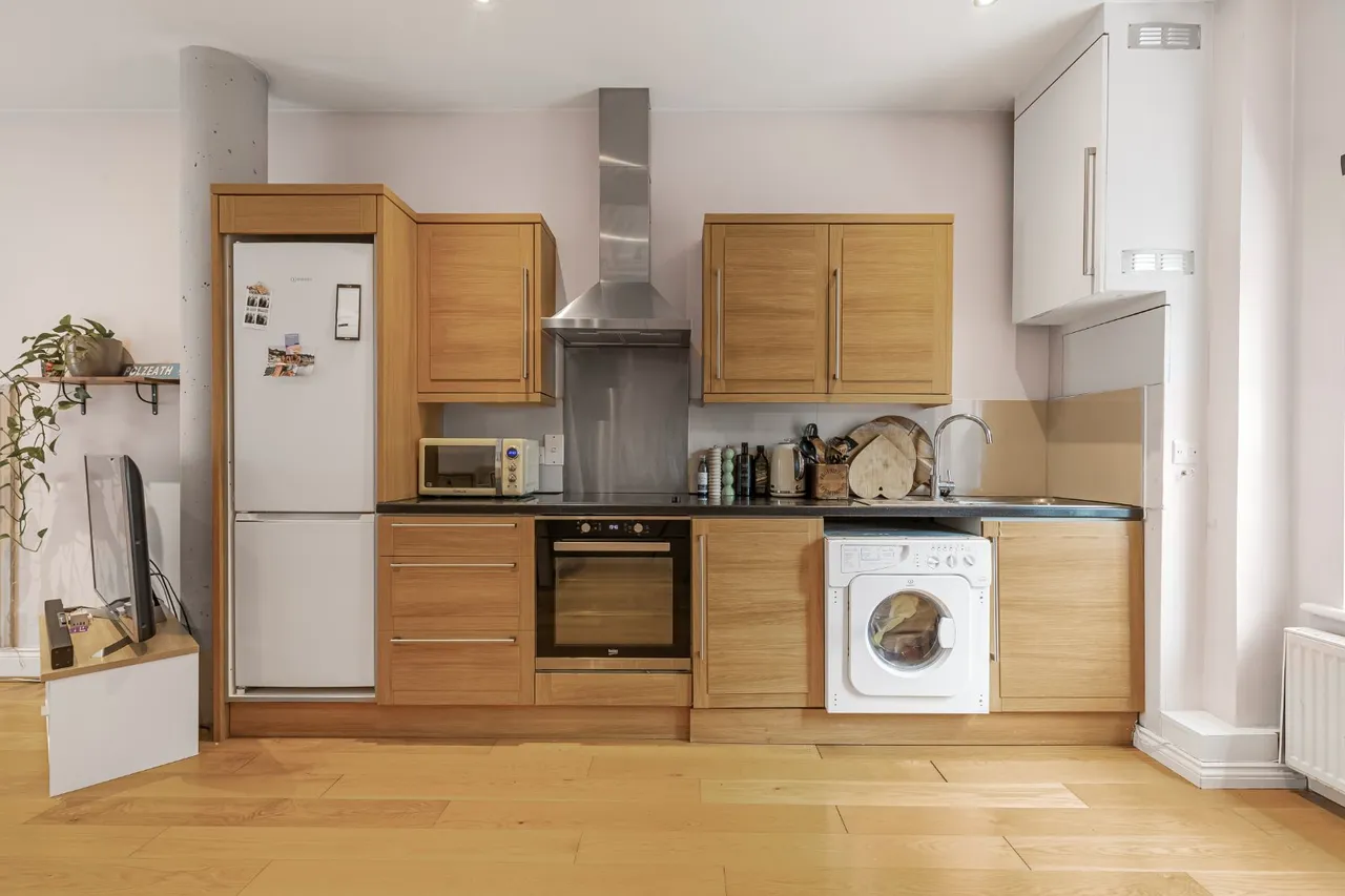 Crescent Lane, Clapham, London, SW4, photo 12