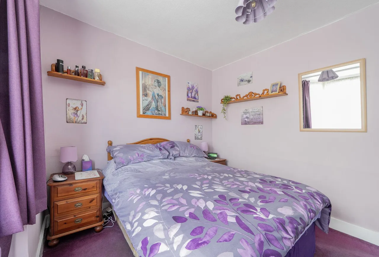 Carshalton Road, Mitcham, CR4 4HJ, photo 21