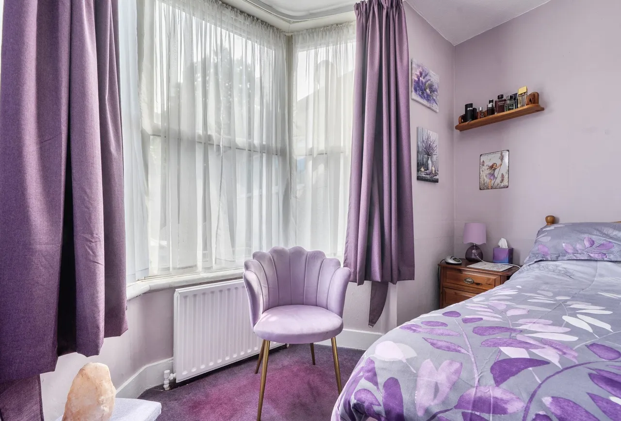 Carshalton Road, Mitcham, CR4 4HJ, photo 19