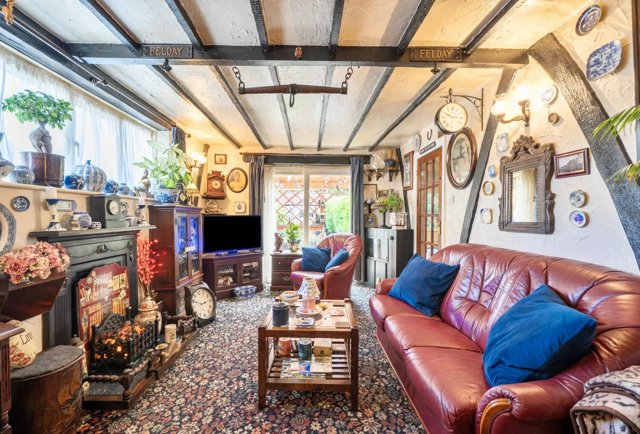 Carshalton Road, Mitcham, CR4 4HJ, photo 4
