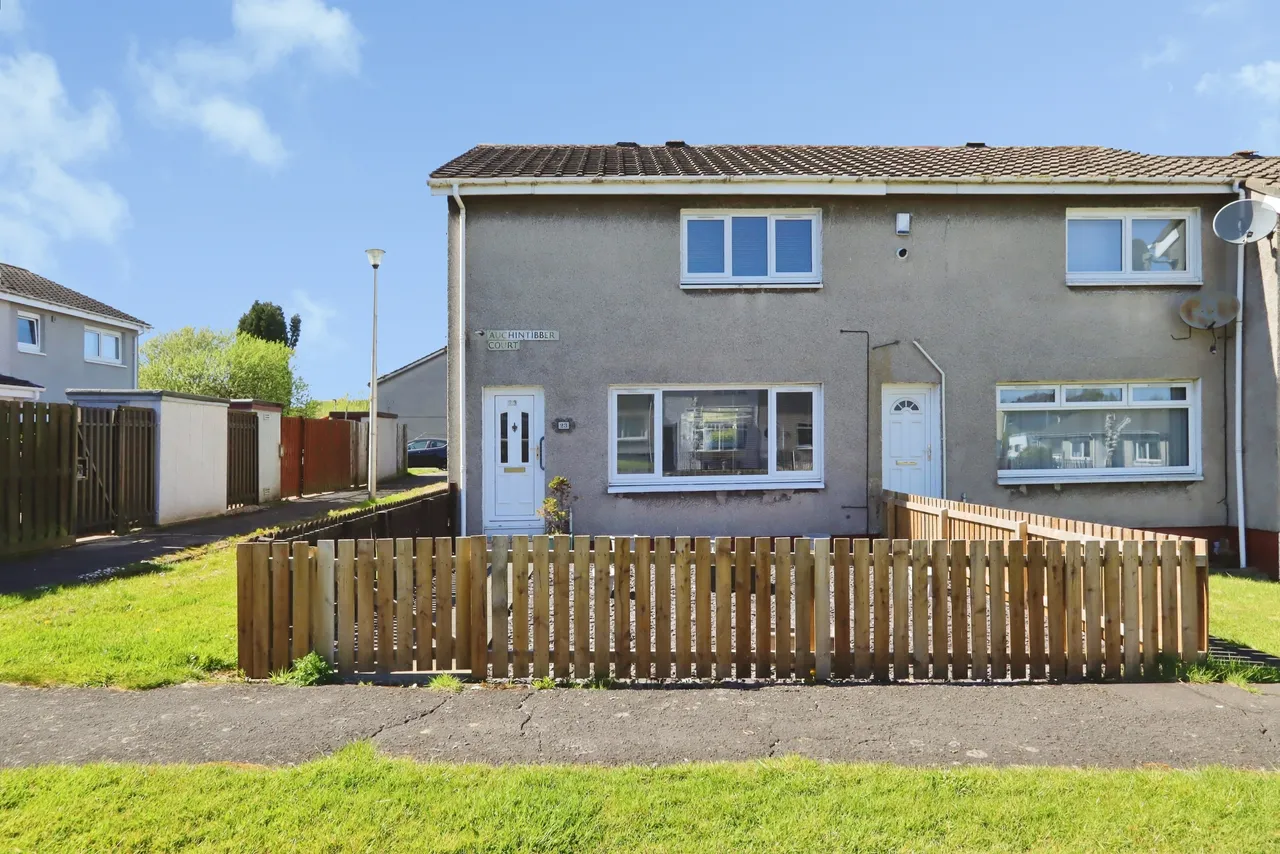 2 bed house for sale — Auchintibber Court, Glasgow