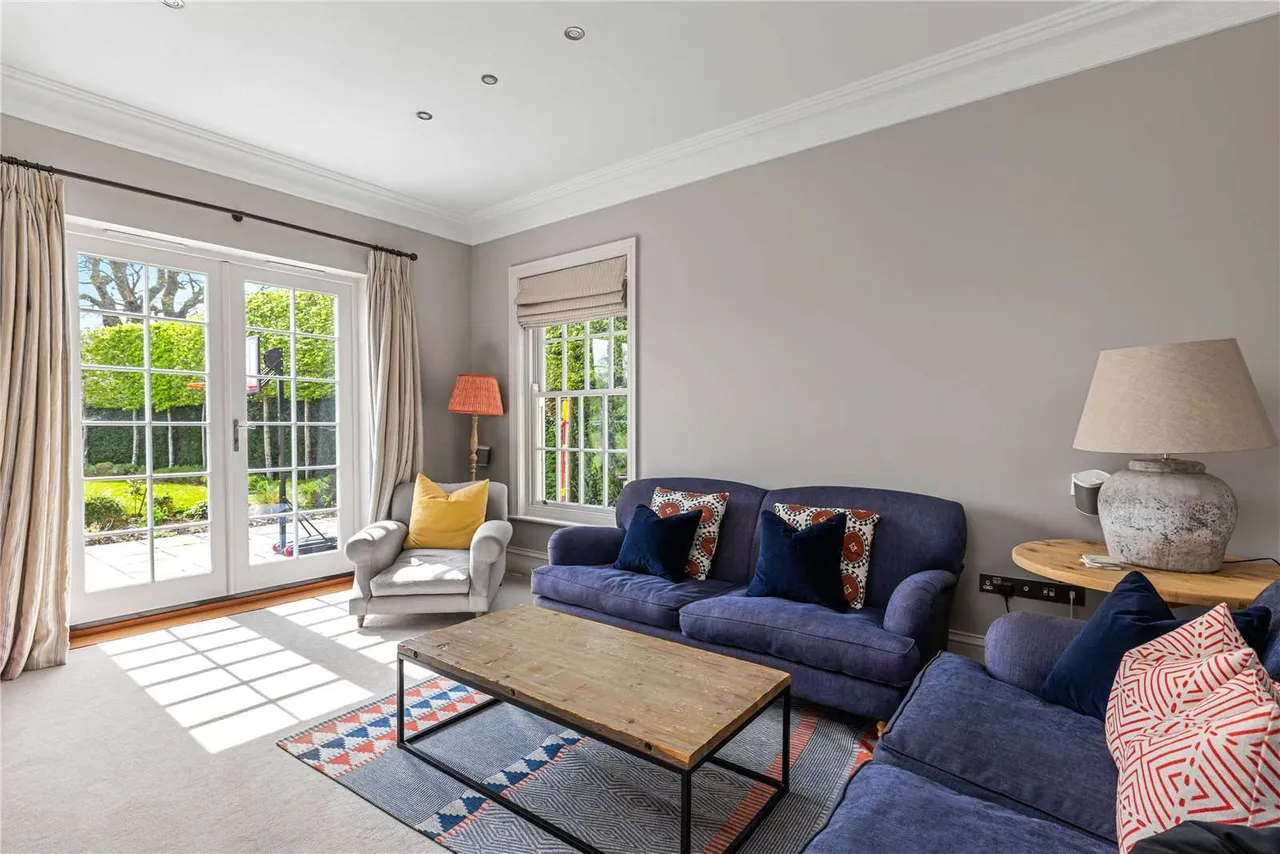 Mill Lane, Headley, Bordon, Hampshire, GU35 0PD, photo 11