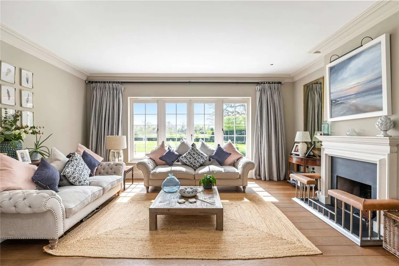 Mill Lane, Headley, Bordon, Hampshire, GU35 0PD, photo 6