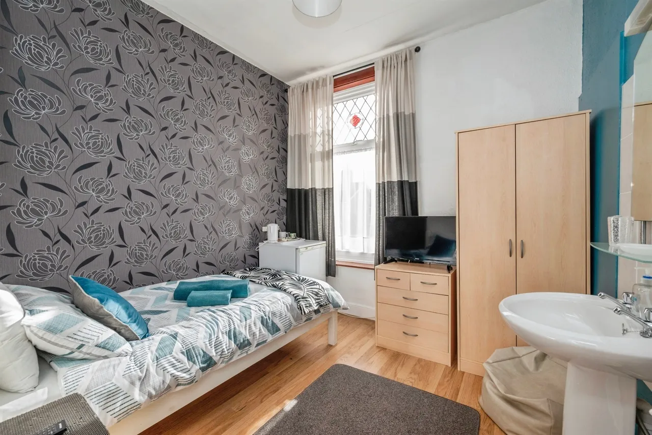 Victoria Road, Great Yarmouth, photo 10