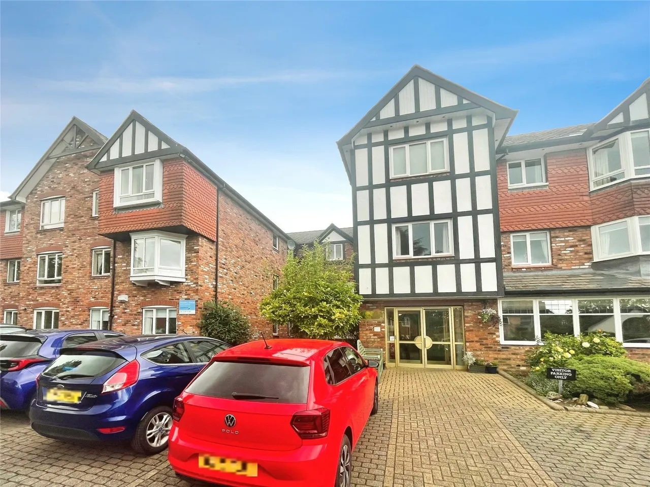 1 bed flat for sale — Grove Avenue, Wilmslow, Cheshire, SK9