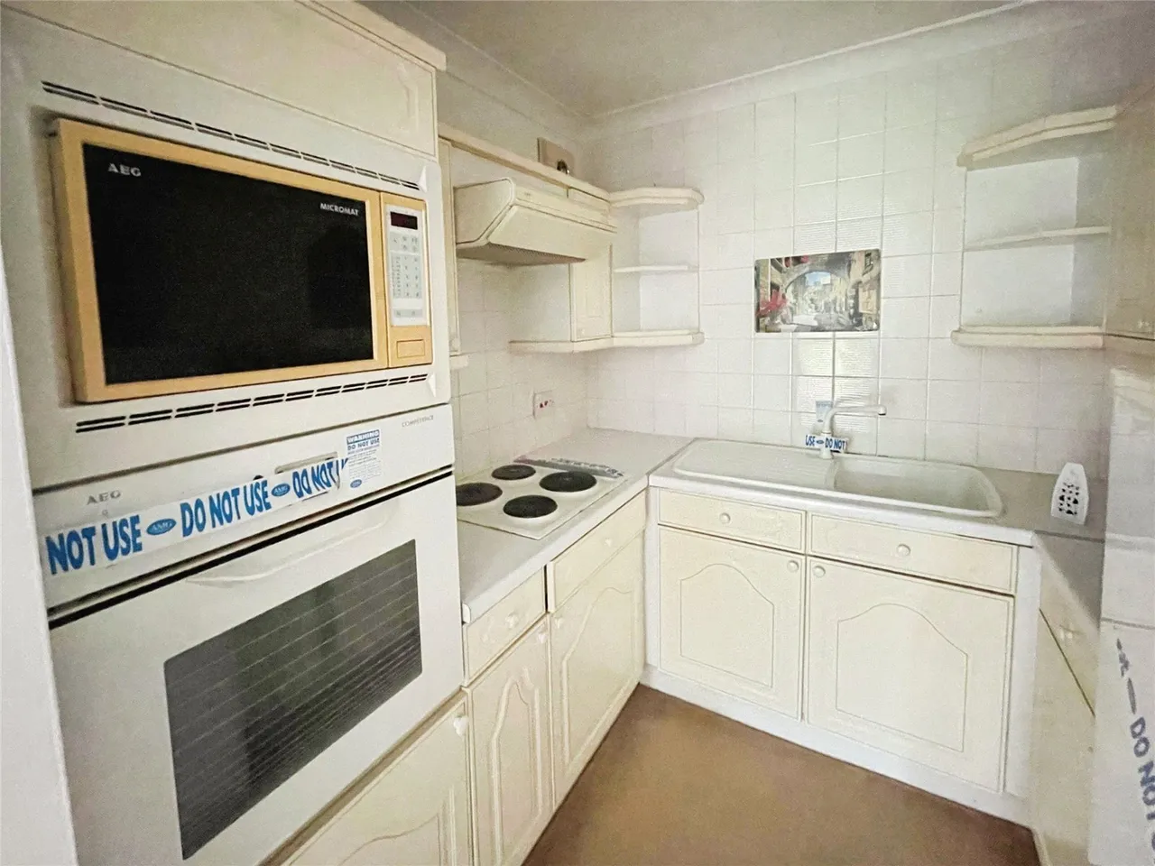 Grove Avenue, Wilmslow, Cheshire, SK9, photo 4