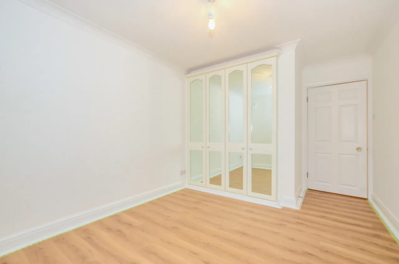 Marsh Lane, Stanmore Fees Apply, HA7, photo 12