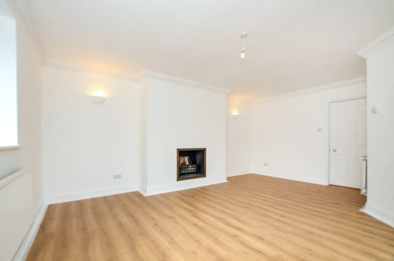 Marsh Lane, Stanmore Fees Apply, HA7, photo 3