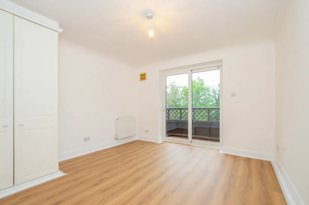 Marsh Lane, Stanmore Fees Apply, HA7, photo 7