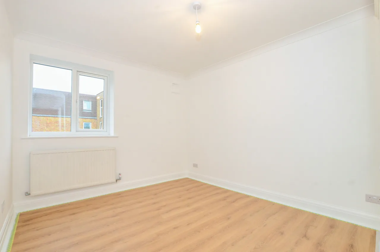 Marsh Lane, Stanmore Fees Apply, HA7, photo 11