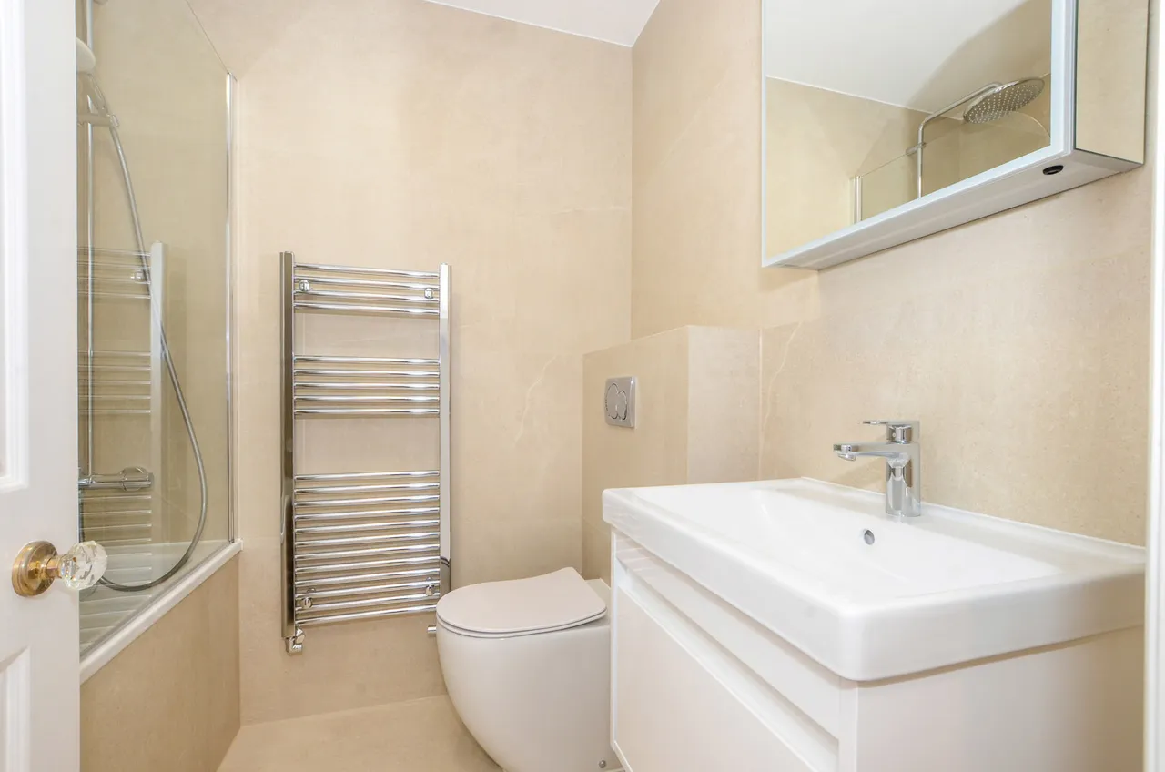 Marsh Lane, Stanmore Fees Apply, HA7, photo 13