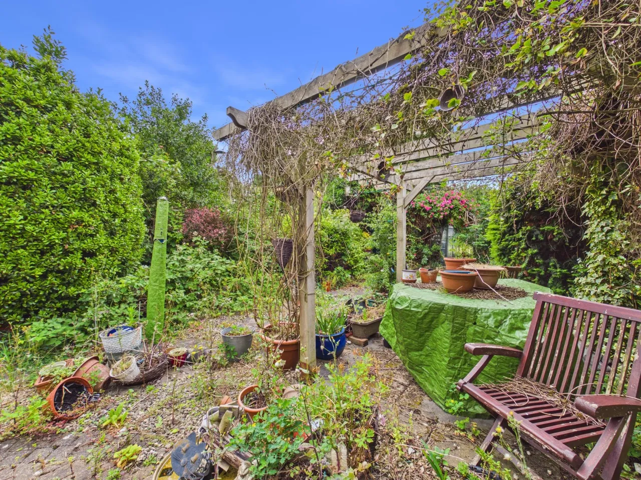 Ashford, Surrey, photo 14