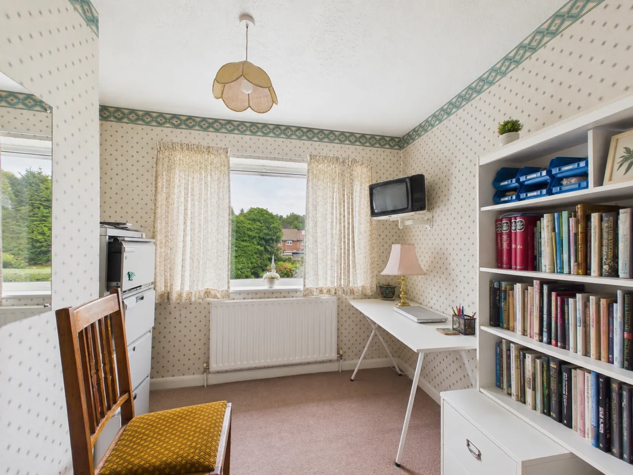Ashford, Surrey, photo 9