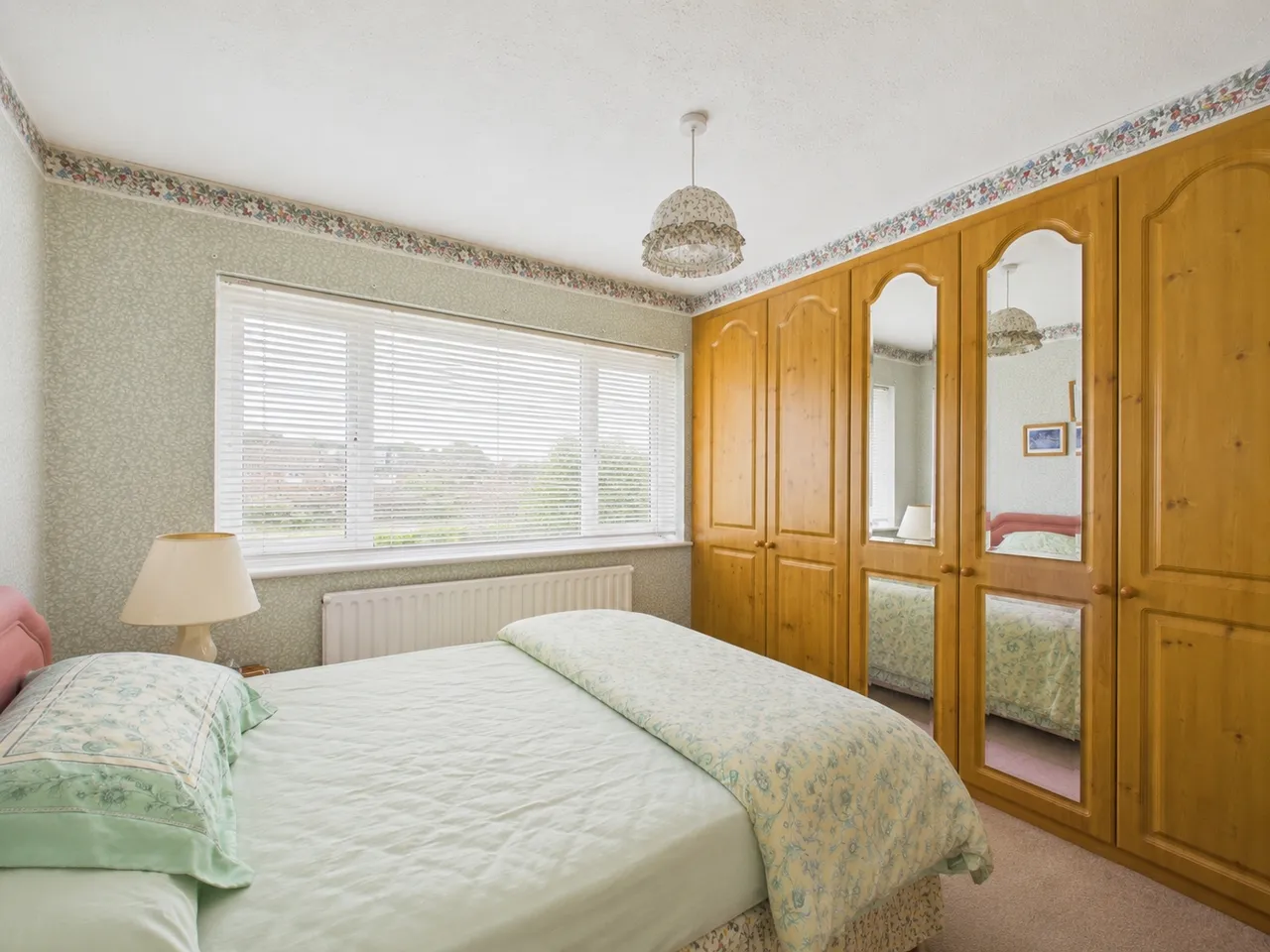 Ashford, Surrey, photo 4
