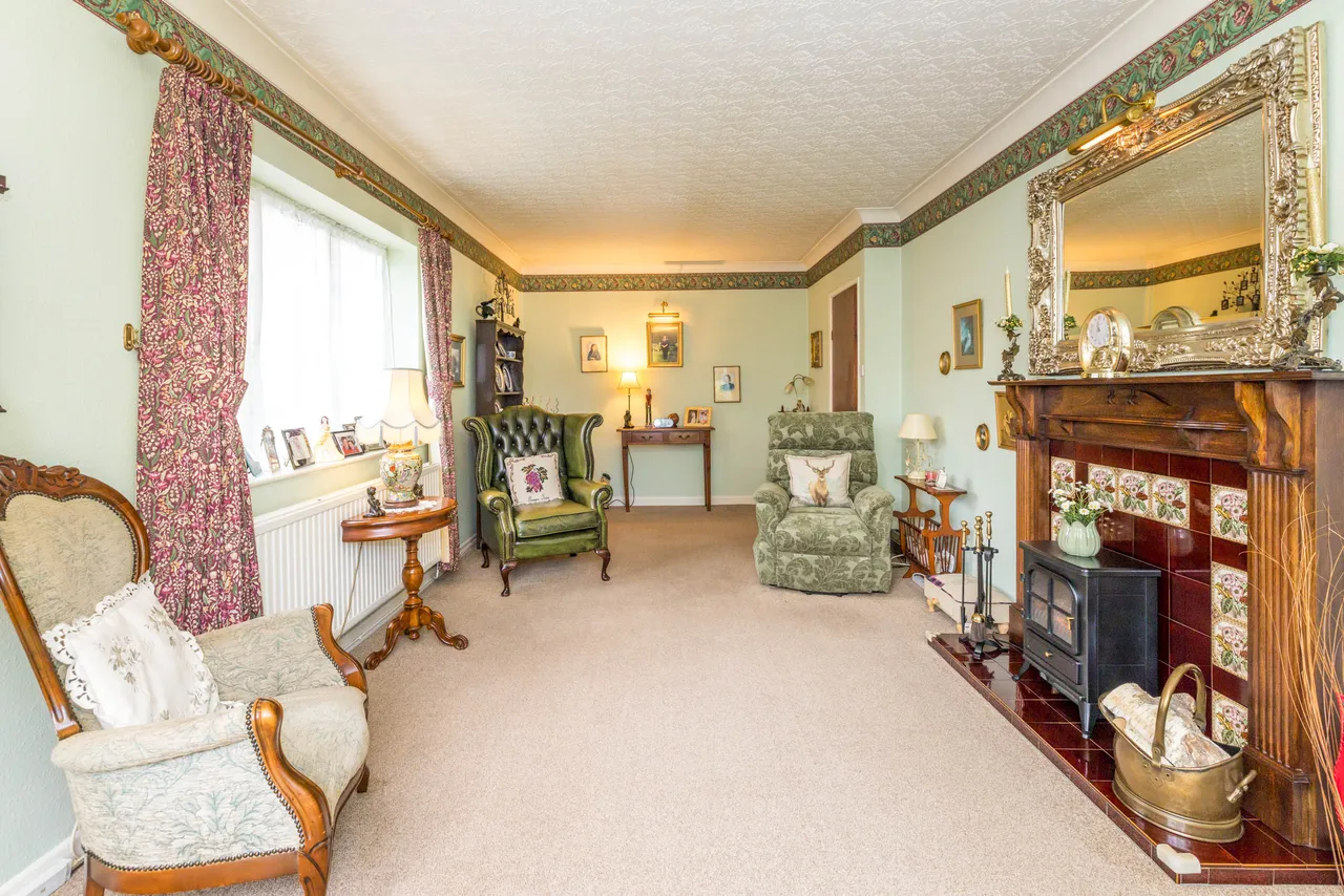 Sittingbourne Road, Whitley, WN1, photo 8