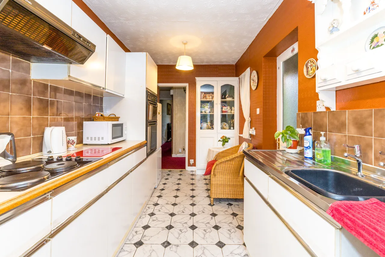 Sittingbourne Road, Whitley, WN1, photo 7