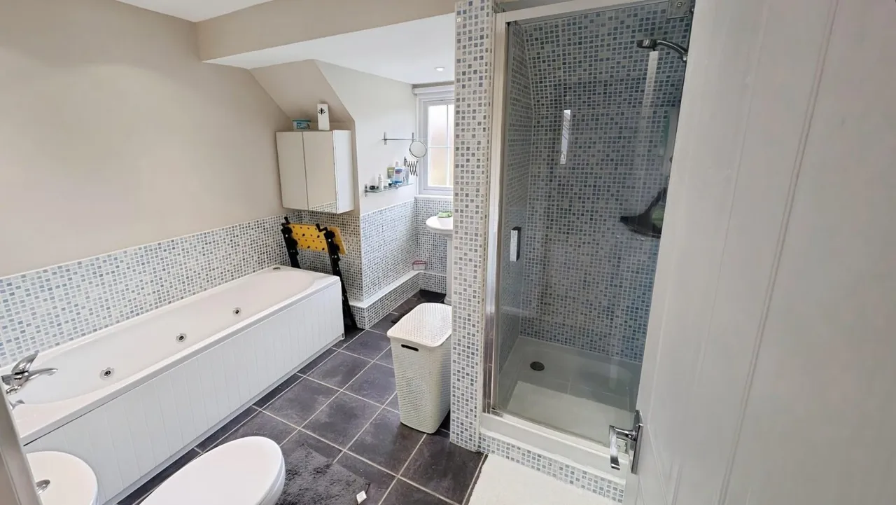 Hay Leaze, Yate, BS37, photo 9