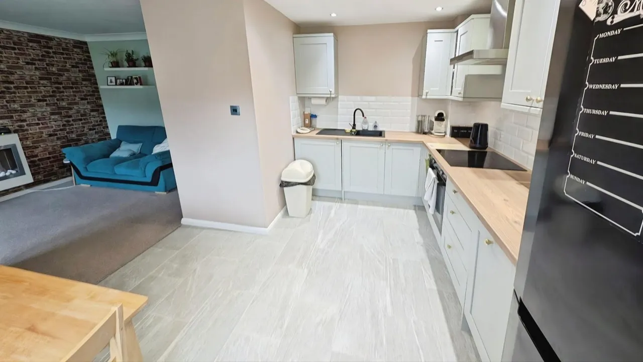Hay Leaze, Yate, BS37, photo 7