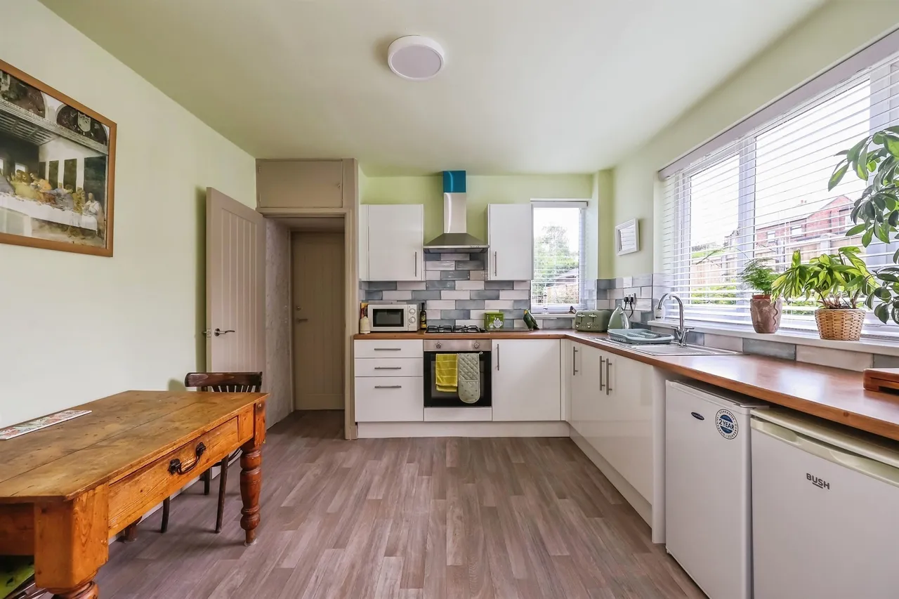 Lynncroft, Eastwood, NG16, photo 2