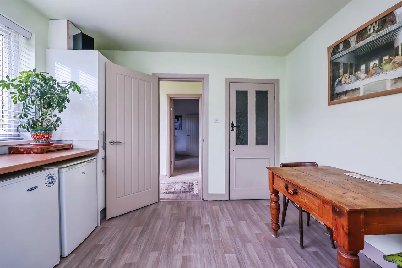 Lynncroft, Eastwood, NG16, photo 10