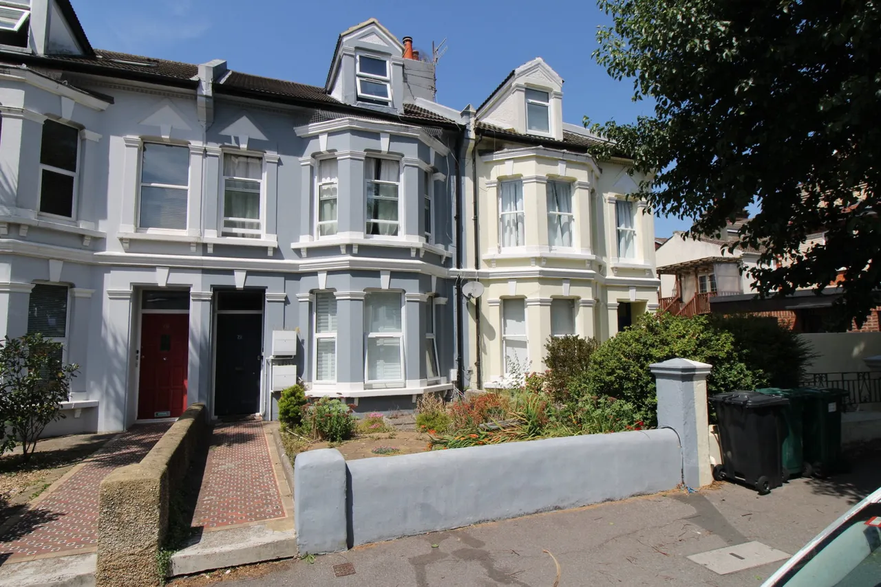 2 bed flat for sale — West Hove, BN3