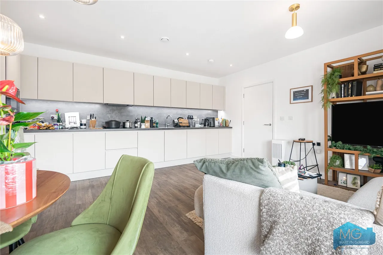 Dollis Valley Drive, Barnet, EN5, photo 12