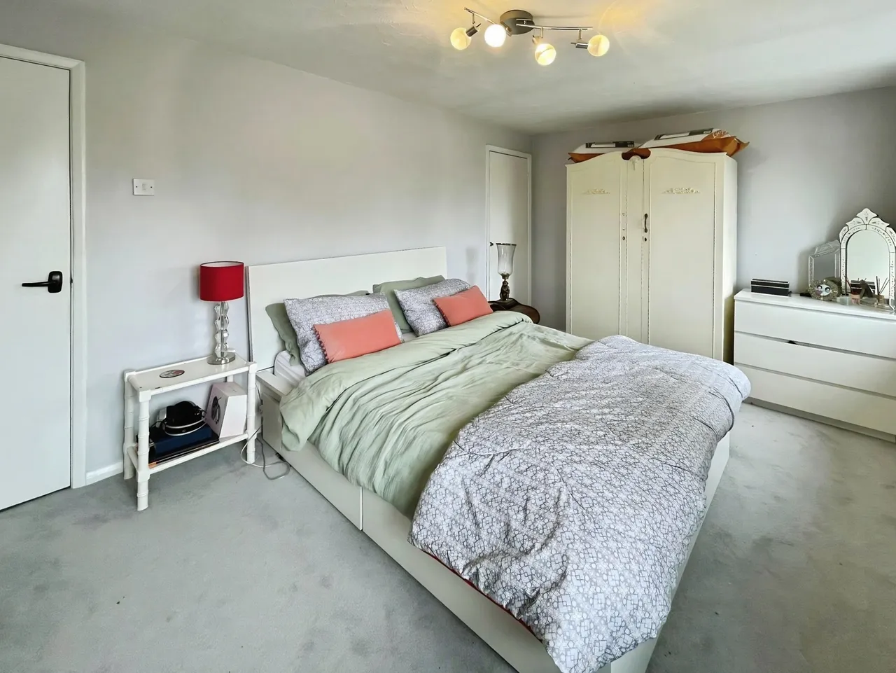 Ewins Close, Ash, Surrey, GU12 6RZ, photo 6