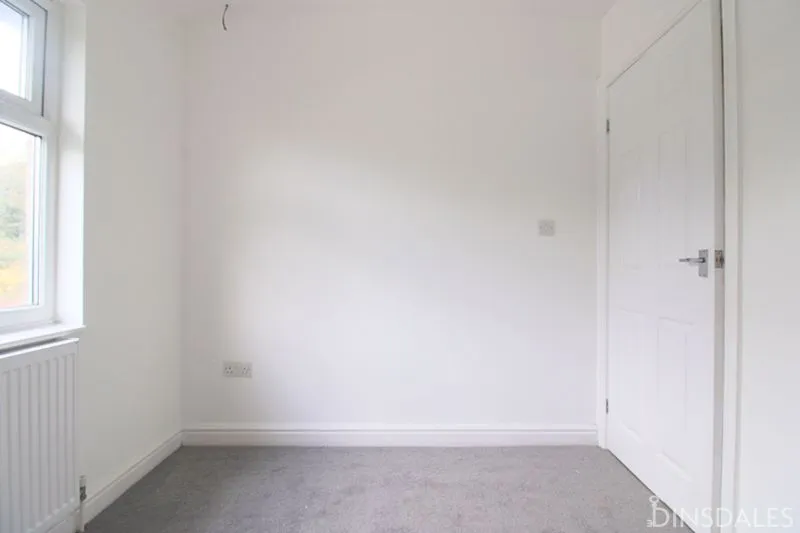 North Cliffe Avenue Thornton, Bradford BD13 3BX, photo 8