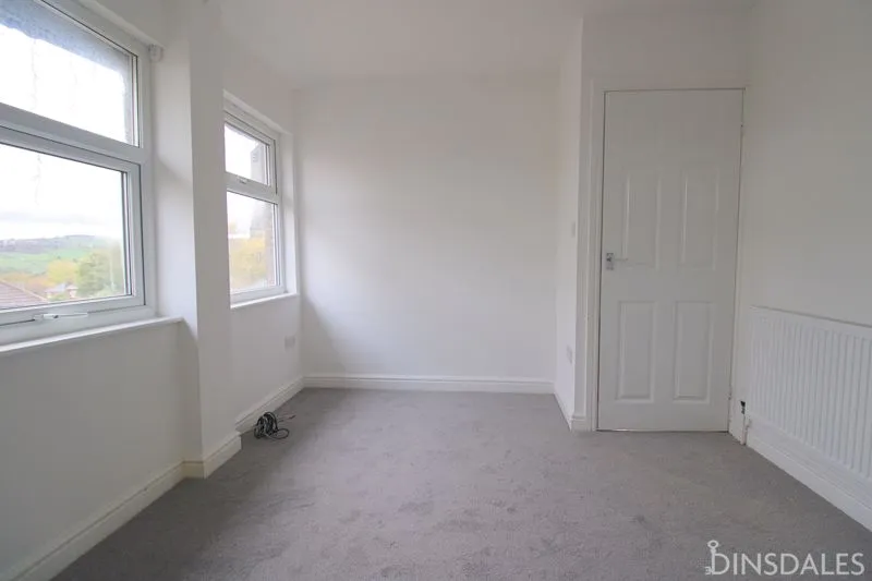 North Cliffe Avenue Thornton, Bradford BD13 3BX, photo 6