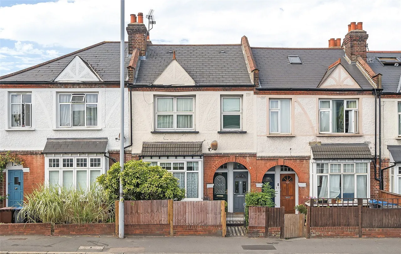 3 bed flat to rent — Morden Road, London, SW19