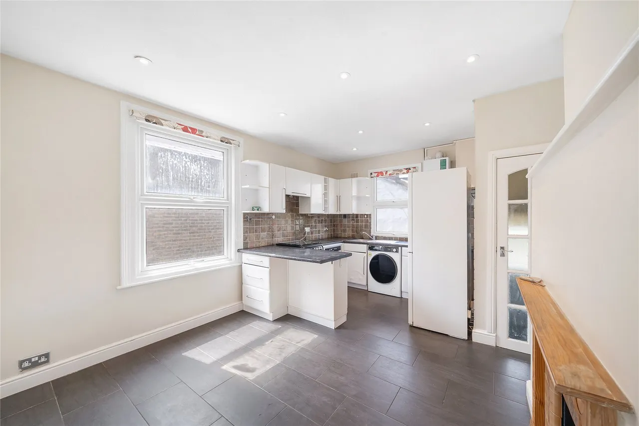 Morden Road, London, SW19, photo 5
