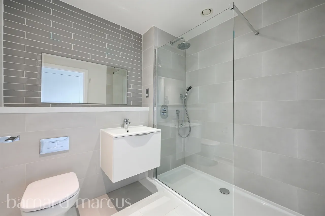 Beatrice Place, London, SW19, photo 9
