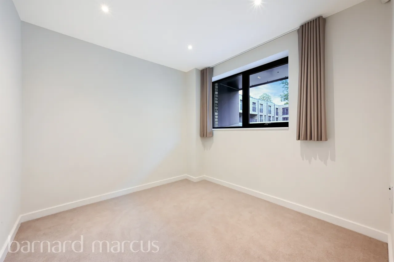 Beatrice Place, London, SW19, photo 13