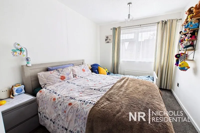 Gatley Avenue, West Ewell, KT19, photo 5