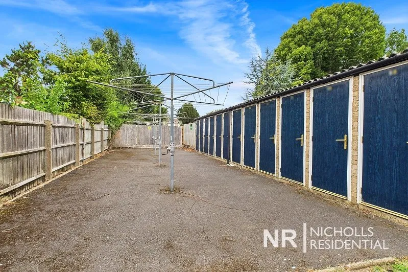 Gatley Avenue, West Ewell, KT19, photo 7