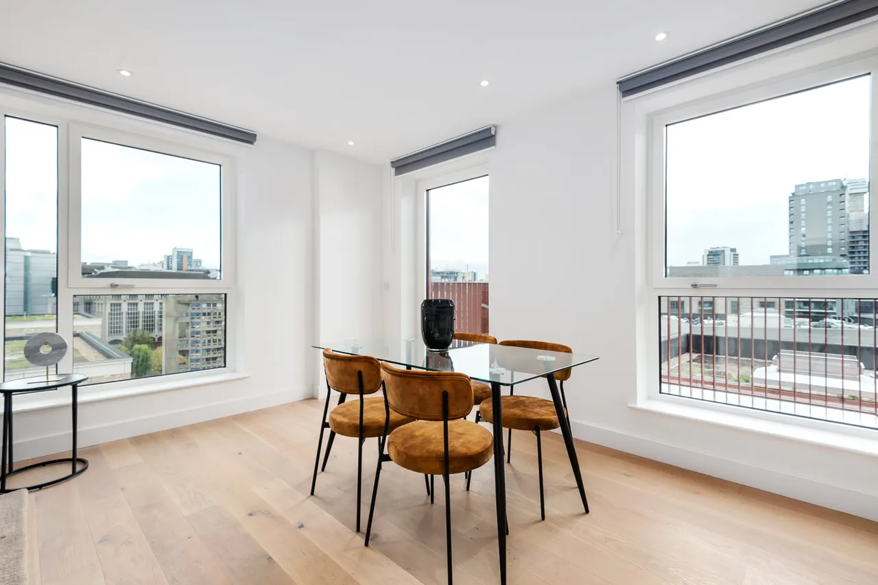 Escapade Place, London, E14, photo 5