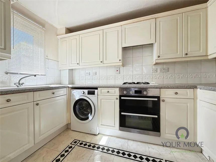 2 bed flat for sale — Bodiam Court, Maidstone, Kent, ME16